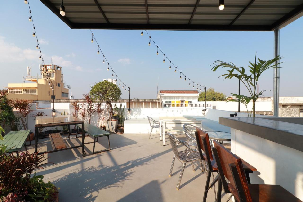 Oyo 552 Hab40 Hostel Чиангмай Екстериор снимка